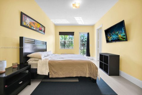 Copropriété à vendre à Fort Lauderdale, Floride: 2 chambres, 155.98 m2 № 1325503 - photo 6