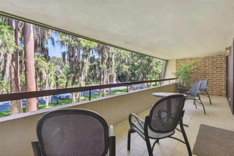 Condo in Palm Harbor, Florida, 3 bedrooms  № 1350425 - photo 2