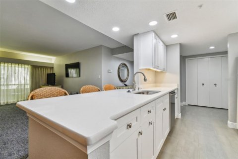 Condo in Palm Harbor, Florida, 3 bedrooms  № 1350425 - photo 26