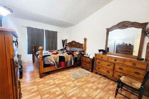 Casa en venta en Deltona, Florida, 3 dormitorios, 158.68 m2 № 1349637 - foto 15