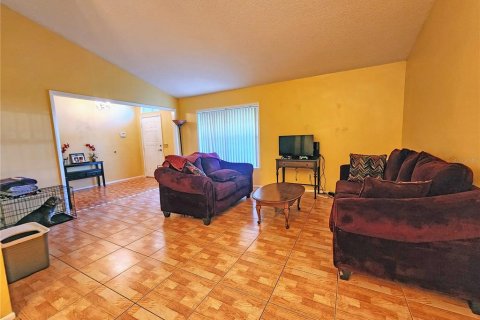 Casa en venta en Deltona, Florida, 3 dormitorios, 158.68 m2 № 1349637 - foto 7