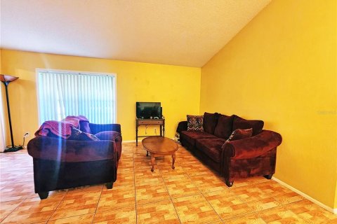 Casa en venta en Deltona, Florida, 3 dormitorios, 158.68 m2 № 1349637 - foto 9