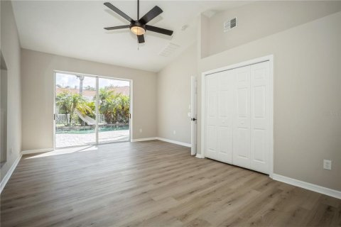 Casa en venta en Tampa, Florida, 4 dormitorios, 289.48 m2 № 1350392 - foto 26