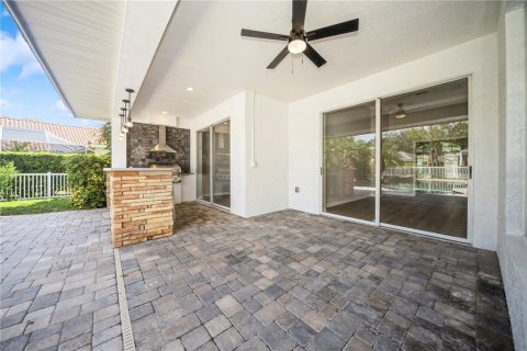 Casa en venta en Tampa, Florida, 4 dormitorios, 289.48 m2 № 1350392 - foto 28