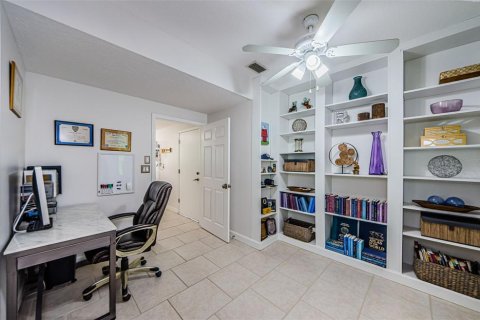 Casa en venta en Tampa, Florida, 4 dormitorios, 287.72 m2 № 1350424 - foto 20