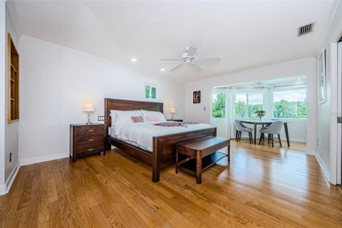 Casa en venta en Tampa, Florida, 4 dormitorios, 287.72 m2 № 1350424 - foto 24