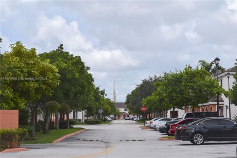 Condo in Miami Gardens, Florida, 3 bedrooms  № 1394353 - photo 5