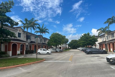 Copropriété à vendre à Miami Gardens, Floride: 3 chambres, 133.78 m2 № 1394353 - photo 4