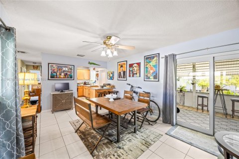 Villa ou maison à vendre à Tamarac, Floride: 2 chambres, 106.37 m2 № 1394354 - photo 24