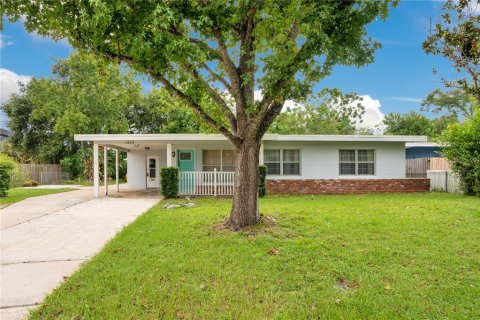 Villa ou maison à vendre à Orlando, Floride: 3 chambres, 122.63 m2 № 1400432 - photo 1