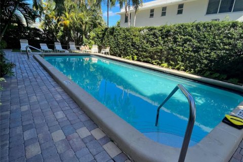 Condo in Fort Lauderdale, Florida, 1 bedroom  № 963937 - photo 6