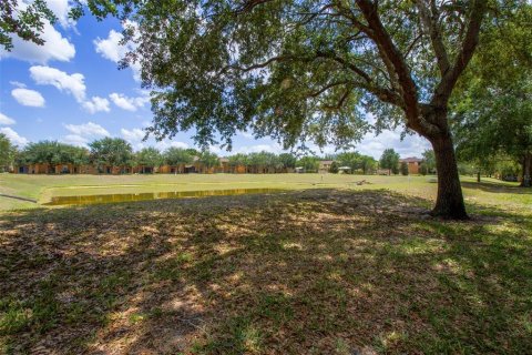 Townhouse in Davenport, Florida 4 bedrooms, 138.61 sq.m. № 1253859 - photo 21