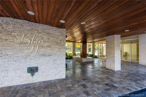Condominio en venta en Bay Harbor Islands, Florida, 2 dormitorios, 164.44 m2 № 1098173 - foto 5