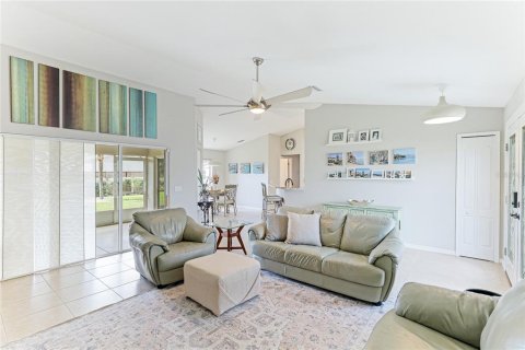 Casa en venta en North Port, Florida, 3 dormitorios, 163.14 m2 № 1405583 - foto 8