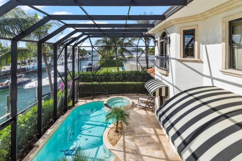 Villa ou maison à vendre à Riviera Beach, Floride: 4 chambres, 441.01 m2 № 278405 - photo 29