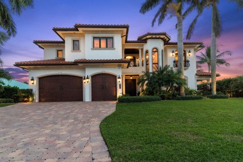 Villa ou maison à vendre à Riviera Beach, Floride: 4 chambres, 441.01 m2 № 278405 - photo 6