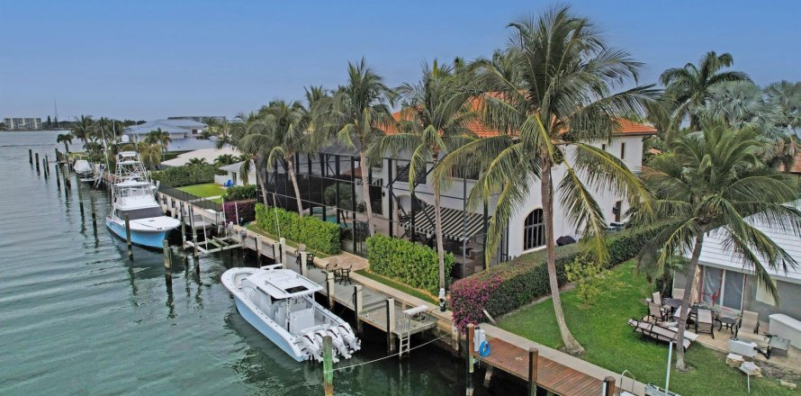 Villa ou maison à Riviera Beach, Floride 4 chambres, 441.01 m2 № 278405