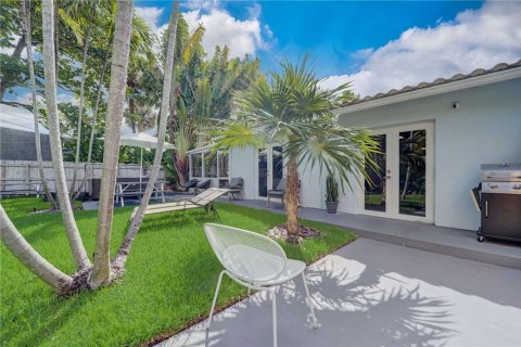 Immobilier commercial à vendre à Wilton Manors, Floride: 205.78 m2 № 1223306 - photo 1