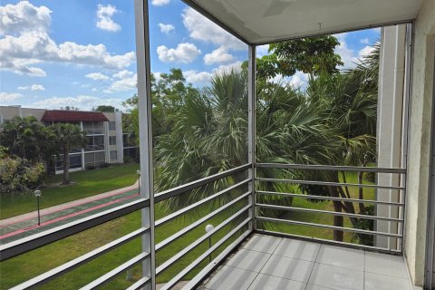 Condominio en venta en Lauderhill, Florida, 1 dormitorio, 67.45 m2 № 1116693 - foto 24