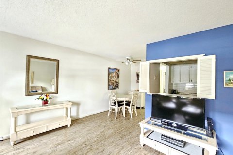 Condominio en venta en Deerfield Beach, Florida, 1 dormitorio, 55.65 m2 № 913173 - foto 29