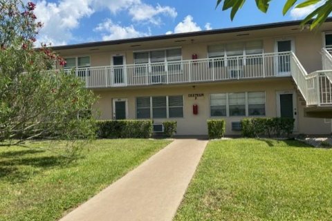 Condo in West Palm Beach, Florida, 1 bedroom  № 1189586 - photo 8