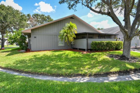 Casa en venta en Jensen Beach, Florida, 2 dormitorios, 96.34 m2 № 1225706 - foto 24