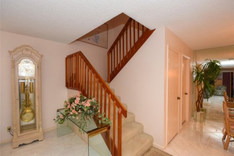 Touwnhouse à vendre à Deerfield Beach, Floride: 2 chambres, 114.83 m2 № 1225803 - photo 4