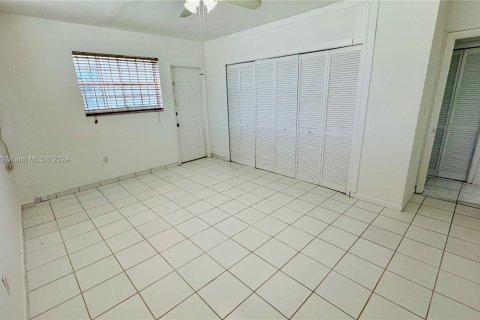 Copropriété à vendre à Miami Beach, Floride: 1 chambre, 60.01 m2 № 1347613 - photo 14