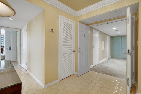 Condominio en venta en North Palm Beach, Florida, 2 dormitorios, 156.35 m2 № 1132770 - foto 23