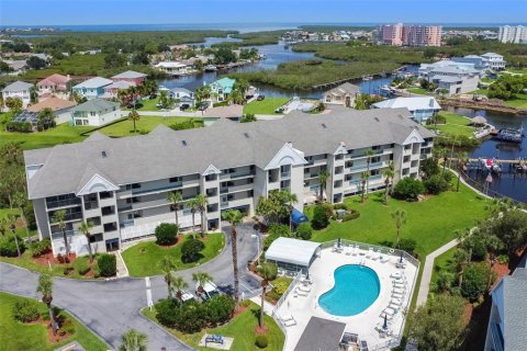 Copropriété à vendre à New Port Richey, Floride: 2 chambres, 106.47 m2 № 943134 - photo 27