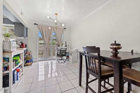 Copropriété à vendre à Miami, Floride: 2 chambres, 87.51 m2 № 1399862 - photo 5