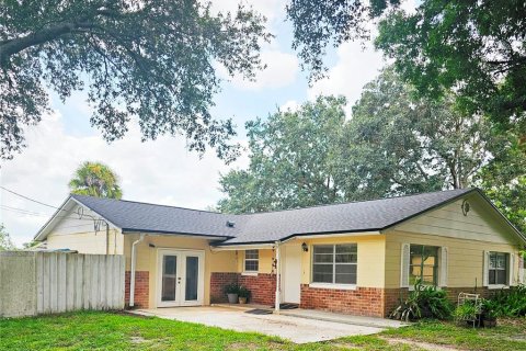 Villa ou maison à vendre à Orlando, Floride: 4 chambres, 308.62 m2 № 1300293 - photo 1