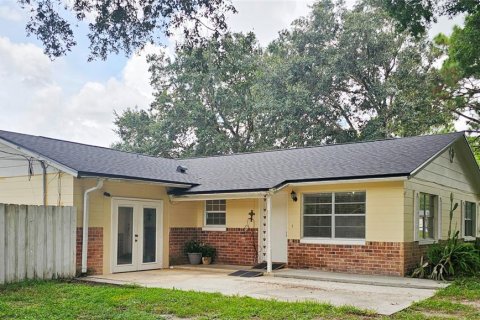 House in Orlando, Florida 4 bedrooms, 308.62 sq.m. № 1300293 - photo 2