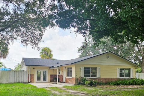 Villa ou maison à vendre à Orlando, Floride: 4 chambres, 308.62 m2 № 1300293 - photo 3