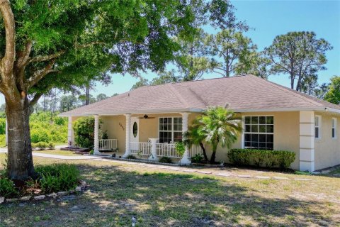 House in Sebring, Florida 3 bedrooms, 125.6 sq.m. № 1300329 - photo 3