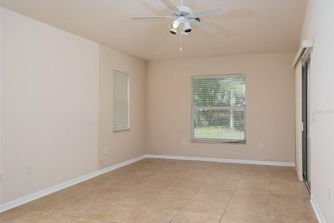 House in Ocala, Florida 4 bedrooms, 177.91 sq.m. № 1335835 - photo 14