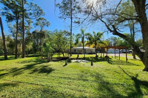 Villa ou maison à vendre à Loxahatchee Groves, Floride: 5 chambres, 215.63 m2 № 913826 - photo 2