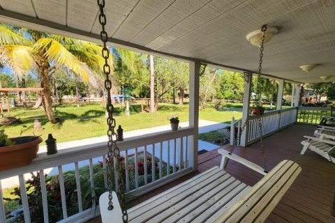 Villa ou maison à vendre à Loxahatchee Groves, Floride: 5 chambres, 215.63 m2 № 913826 - photo 19