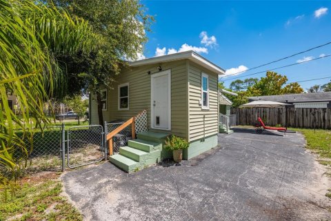 Casa en venta en Saint Petersburg, Florida, 2 dormitorios, 55.74 m2 № 1342986 - foto 18