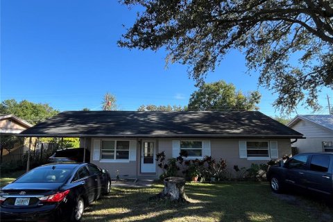 House in Winter Haven, Florida 3 bedrooms, 105.91 sq.m. № 1343605 - photo 3