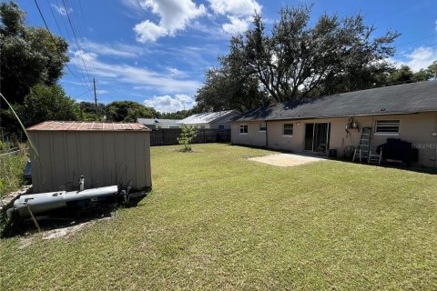 House in Winter Haven, Florida 3 bedrooms, 105.91 sq.m. № 1343605 - photo 19