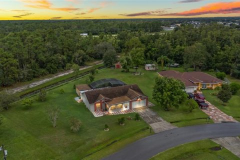 Villa ou maison à vendre à Poinciana, Floride: 3 chambres, 132.11 m2 № 1343366 - photo 2