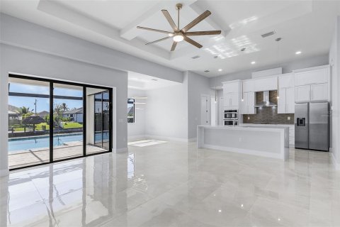 Villa ou maison à vendre à Cape Coral, Floride: 3 chambres, 185.53 m2 № 1296543 - photo 14