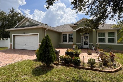 Villa ou maison à vendre à Kissimmee, Floride: 4 chambres, 174.1 m2 № 1297288 - photo 1