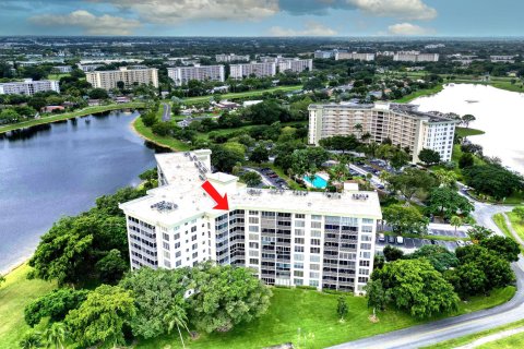 Condominio en venta en Pompano Beach, Florida, 1 dormitorio, 99.5 m2 № 1223599 - foto 10