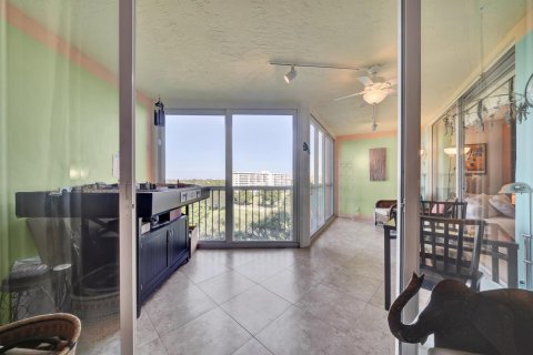 Copropriété à vendre à Pompano Beach, Floride: 1 chambre, 99.5 m2 № 1223599 - photo 17