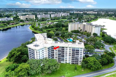 Condo in Pompano Beach, Florida, 1 bedroom  № 1223599 - photo 14