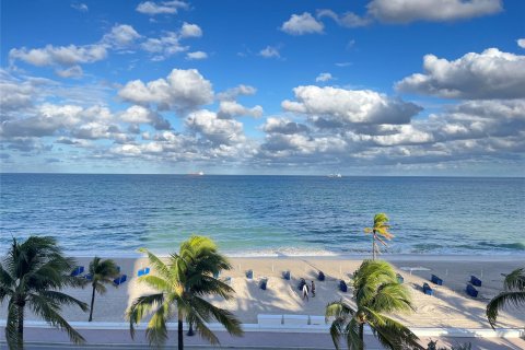 Condo in Fort Lauderdale, Florida, 2 bedrooms  № 1104575 - photo 3