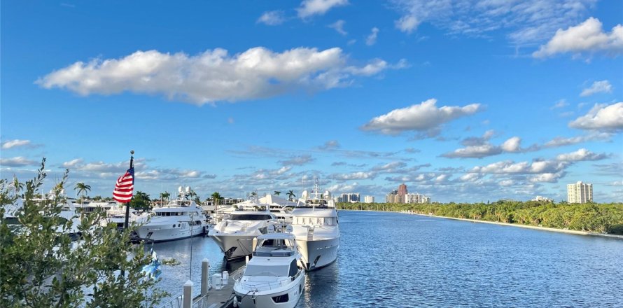 Condo in Fort Lauderdale, Florida, 2 bedrooms  № 1104575