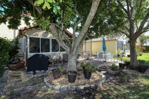 House in Delray Beach, Florida 3 bedrooms, 137.5 sq.m. № 1104352 - photo 7